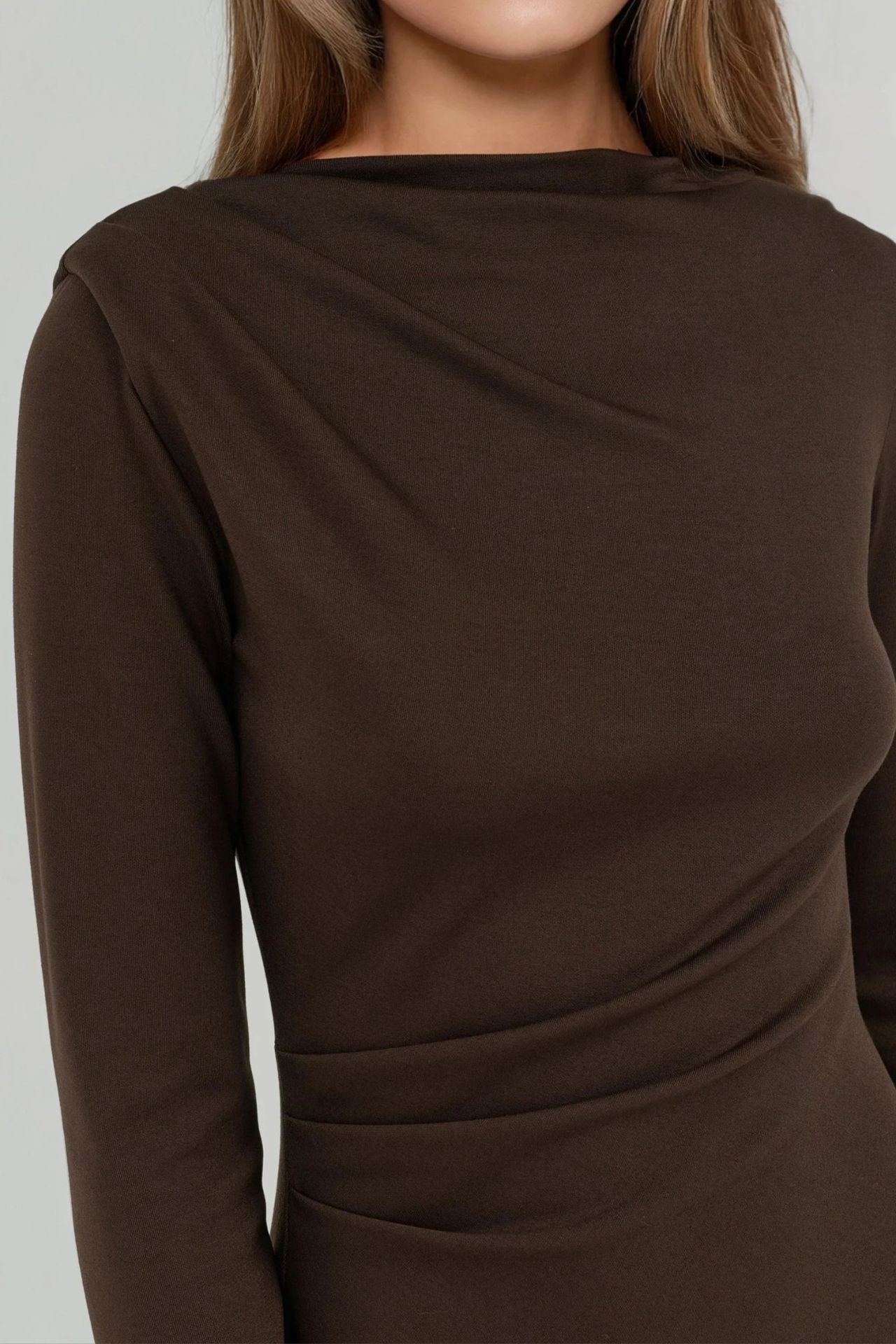 Drapped Mini Dress with Crew Neck 3