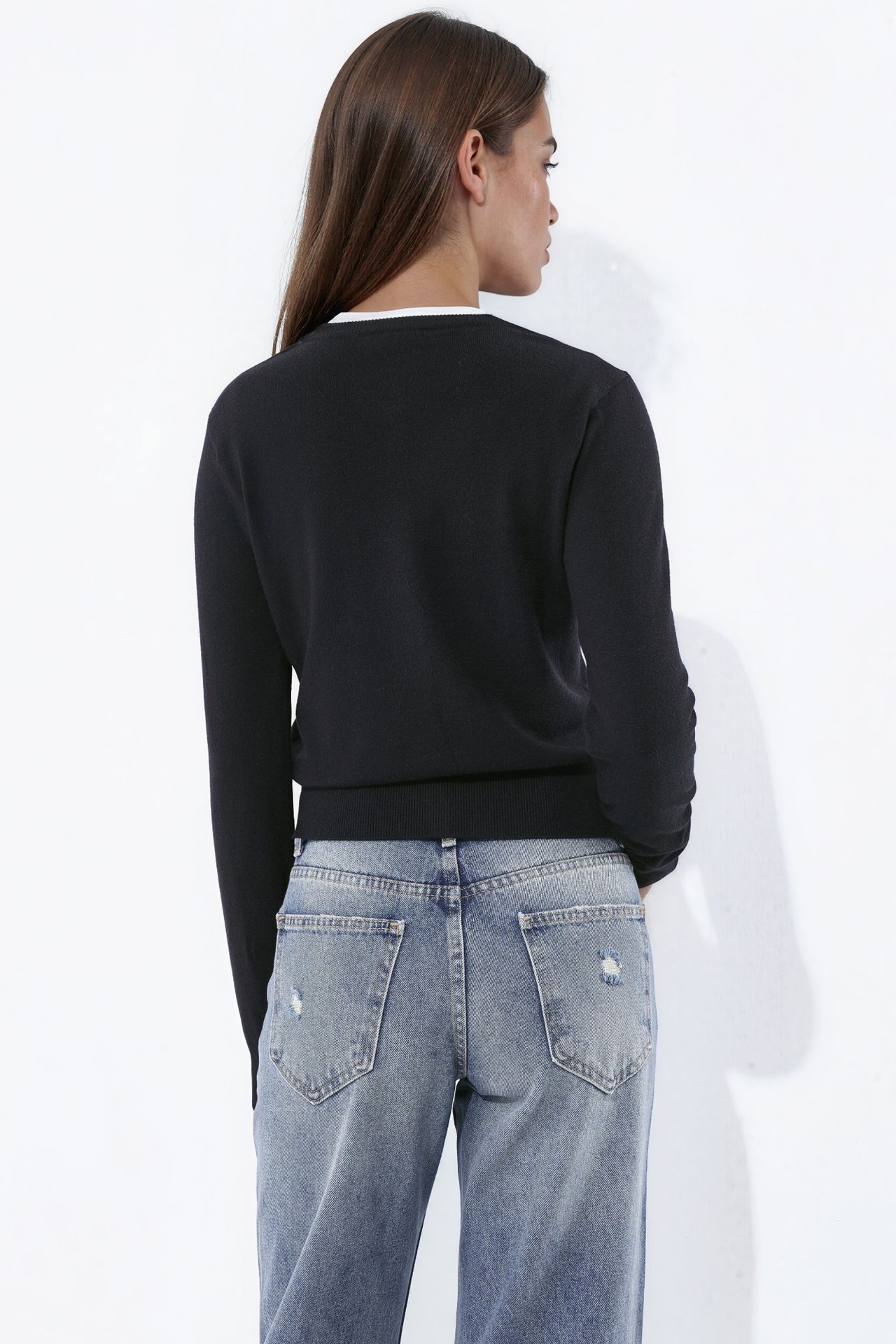 Lightweight Knit Cardigan 3
