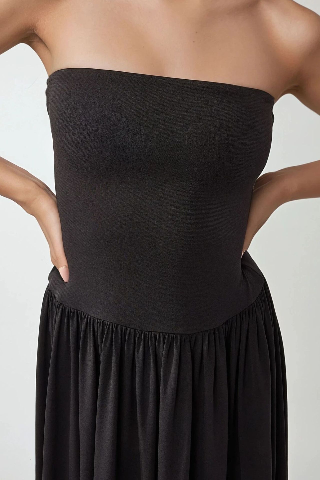 2-in-1 Midi Elastic Strapless Dress/Skirt