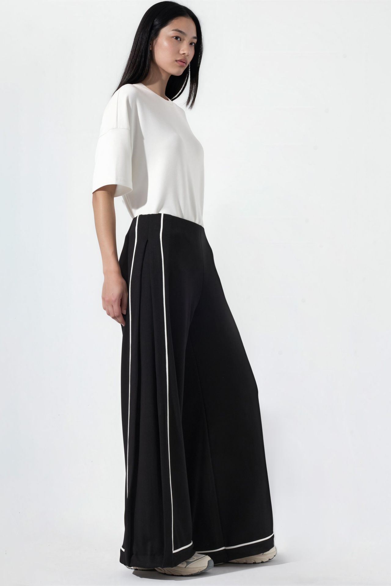 Contrast Binding Detail Modal Touch Wide Leg Pants 3