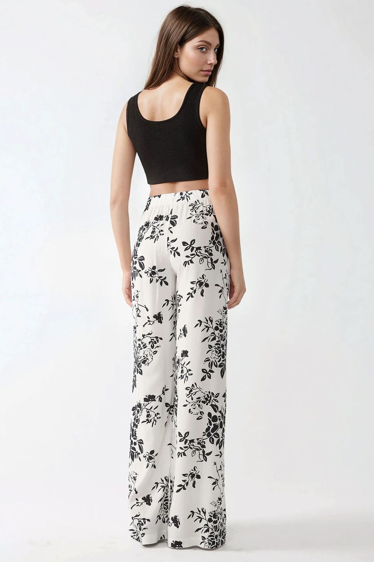 Wide Leg Printed Pants