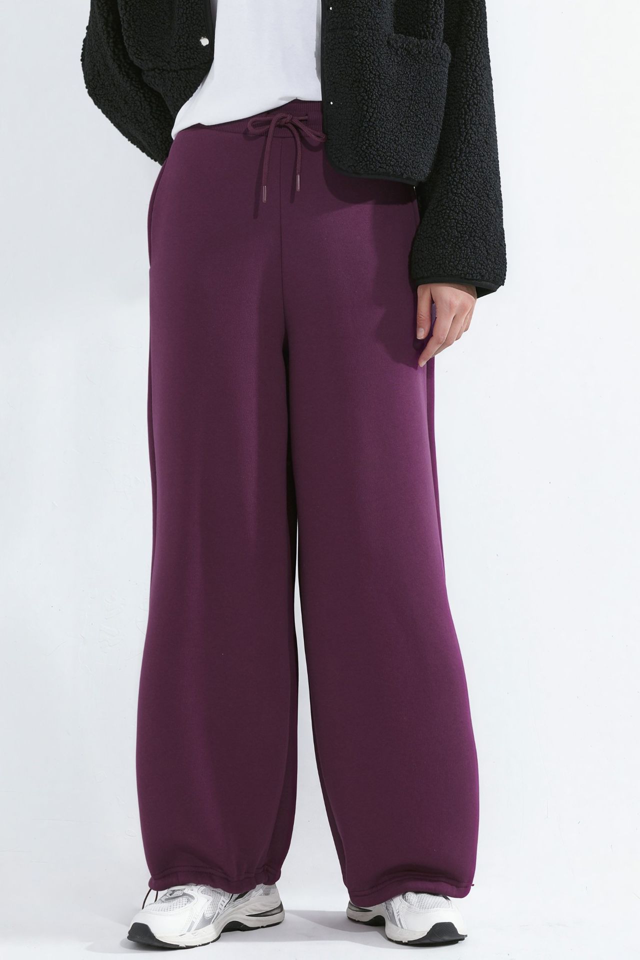 Barrel Fit Basic Raised Sweatpants 1