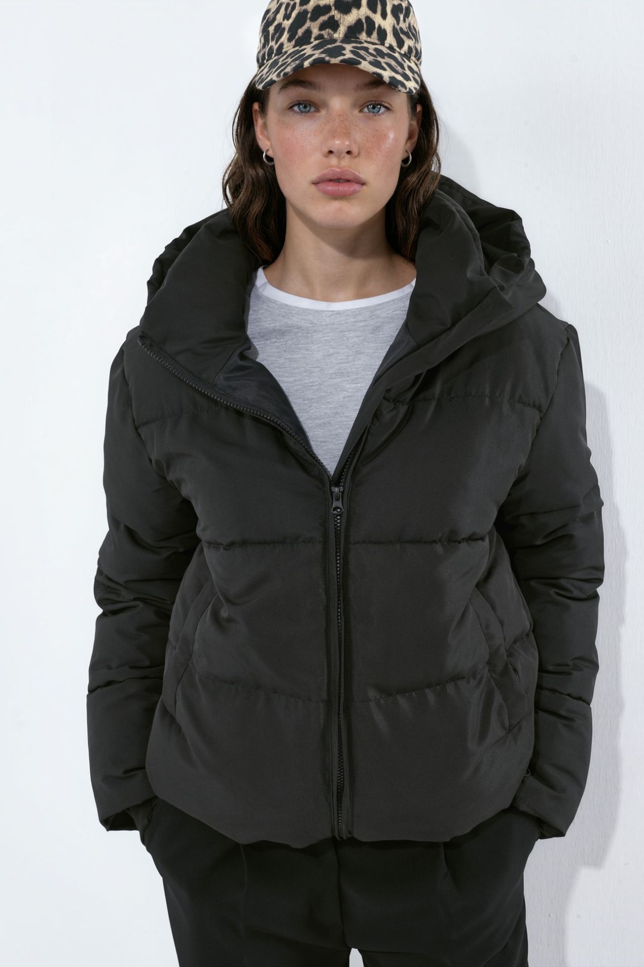 Basic Hooded Puffer Jacket 3