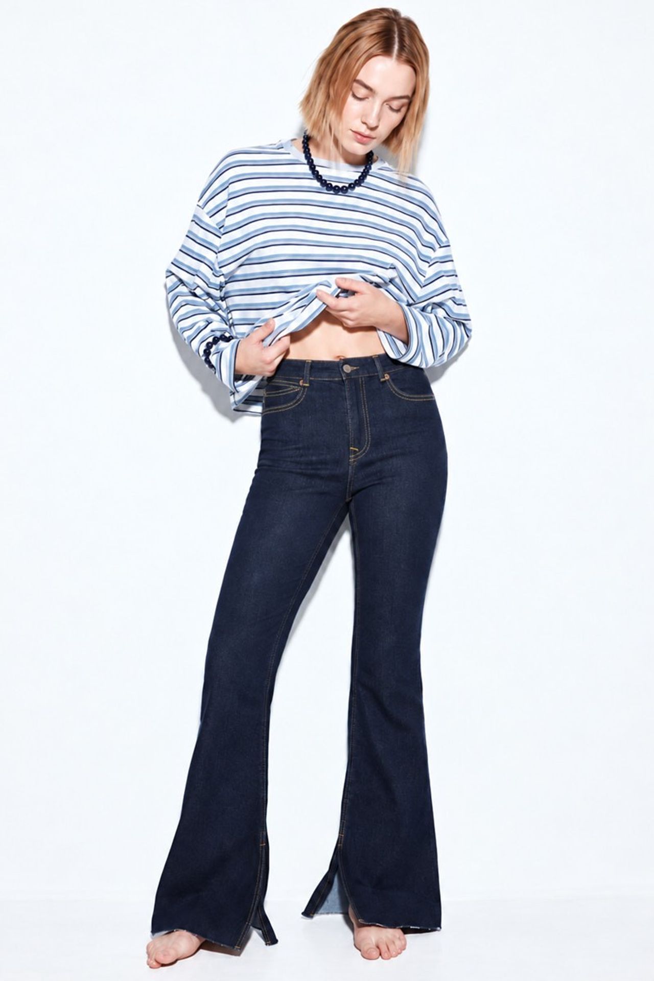 H74 Slim Fit Flared Jeans 2
