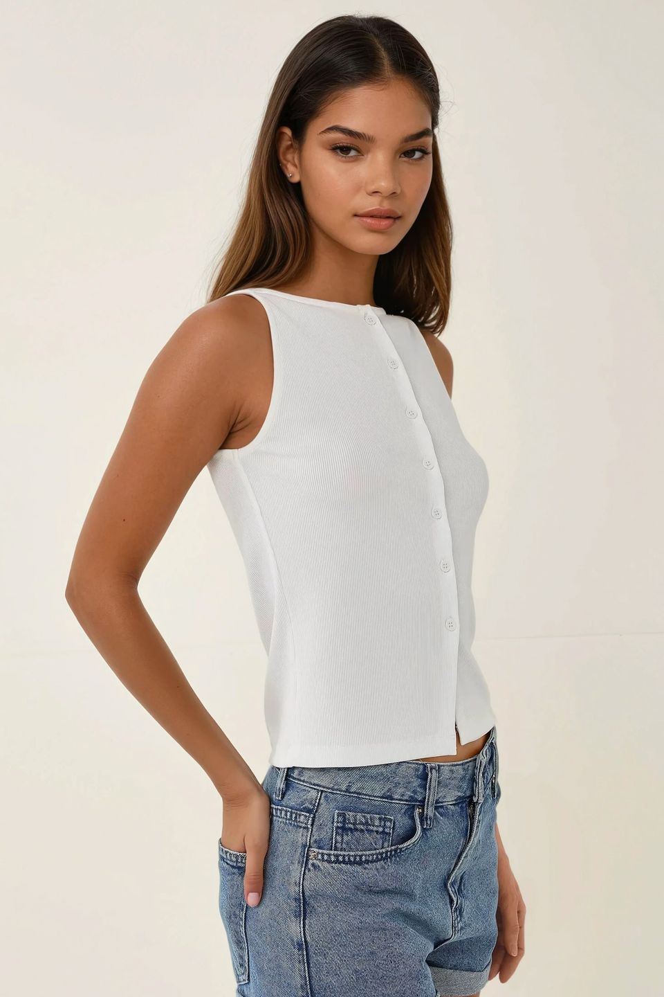 Fitted Crew Neck Knitted Top with Buttons