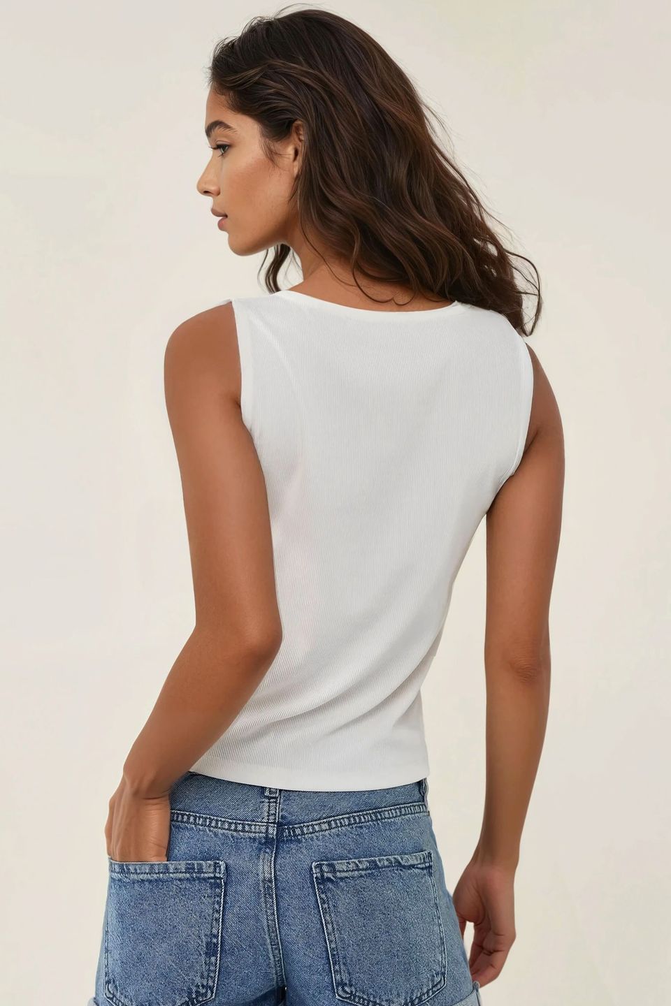 Fitted Crew Neck Knitted Top with Buttons