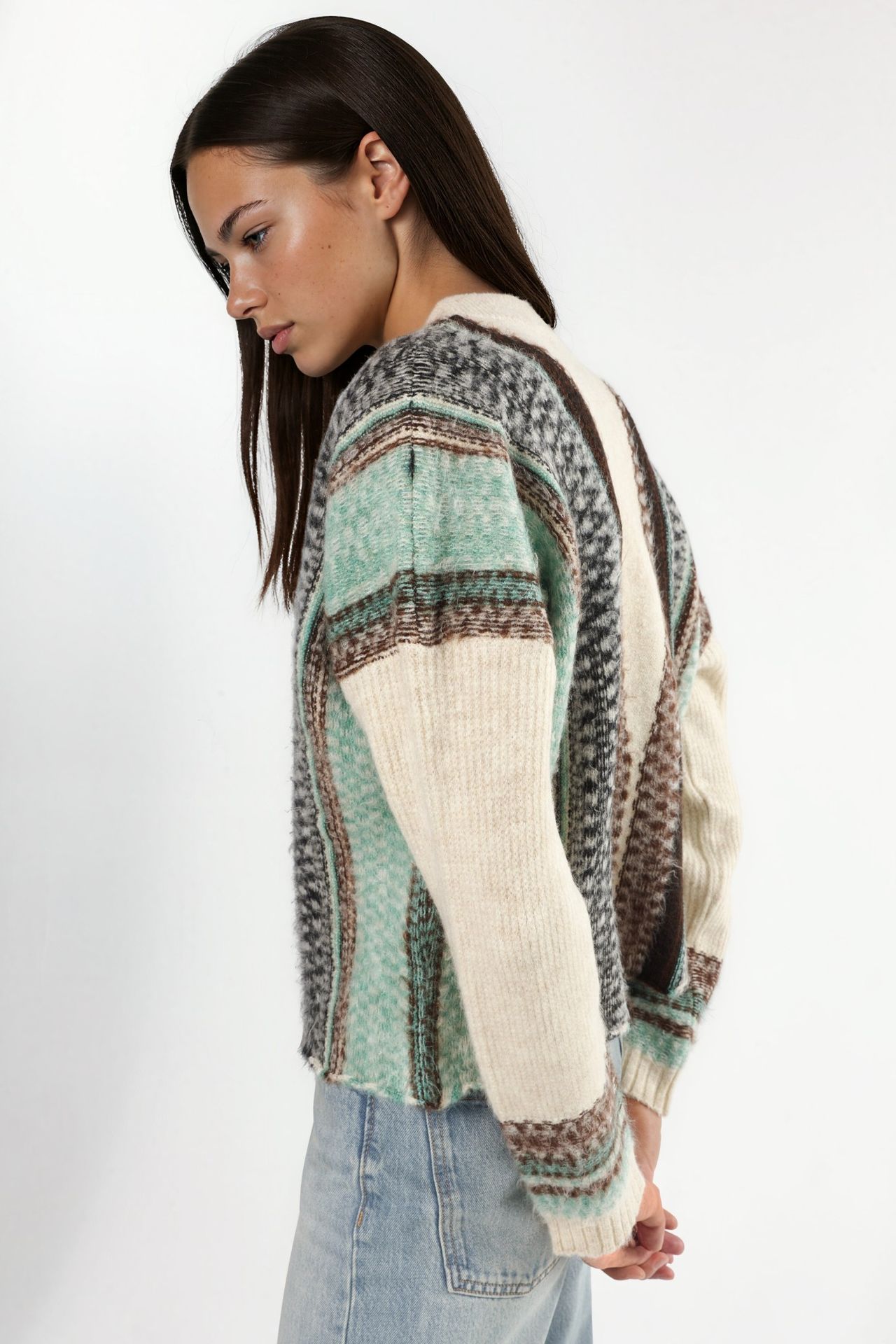 Oversized Soft Touch Patterned V-Neck Knit Cardigan 2