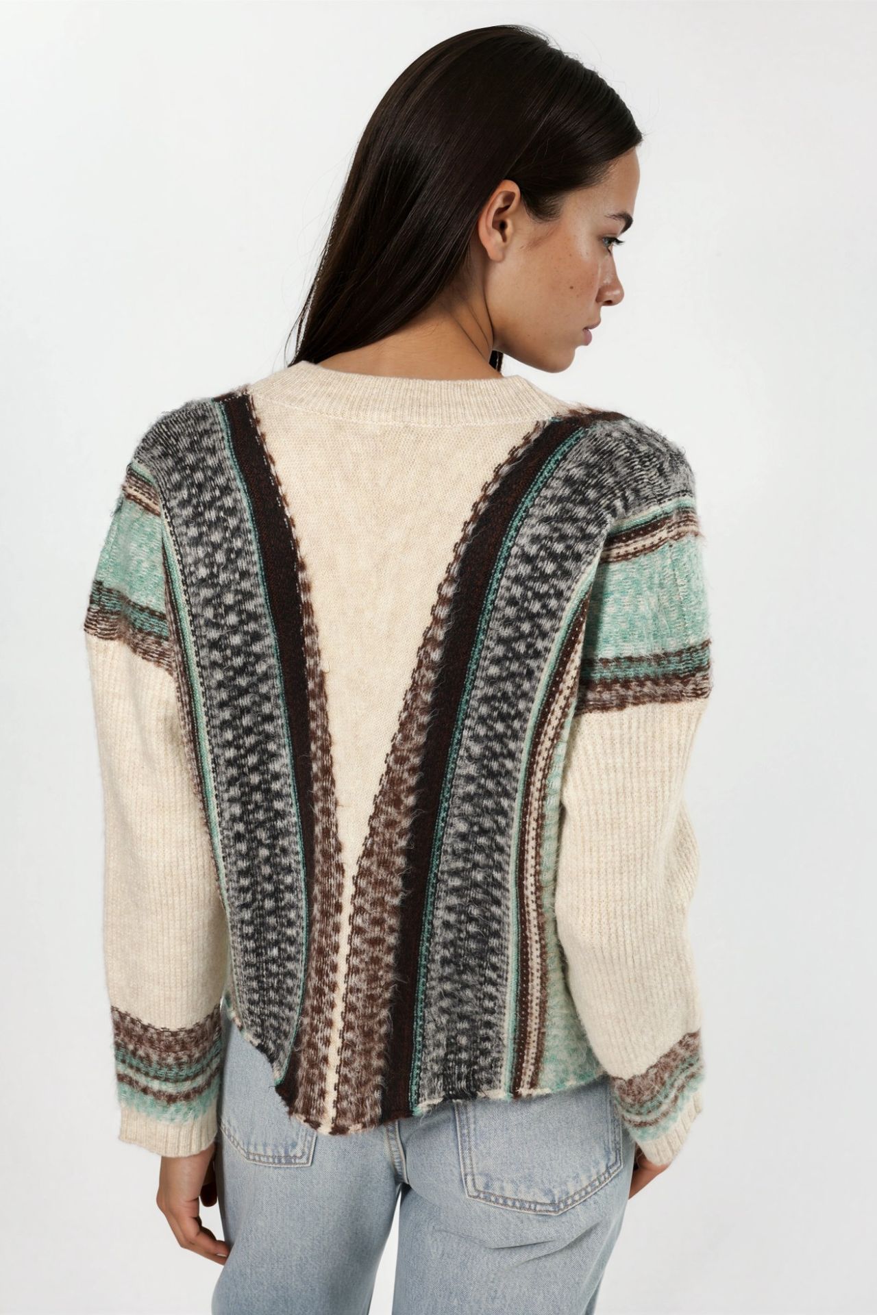 Oversized Soft Touch Patterned V-Neck Knit Cardigan 3