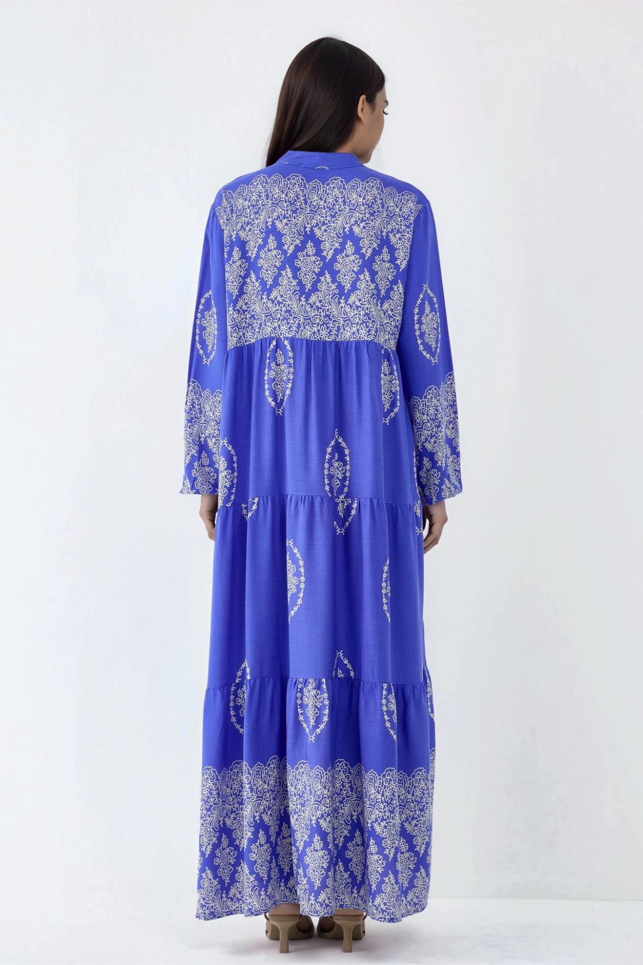 V-Neck Patterned Maxi Dress with Button Closure 3