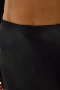 black-image-4