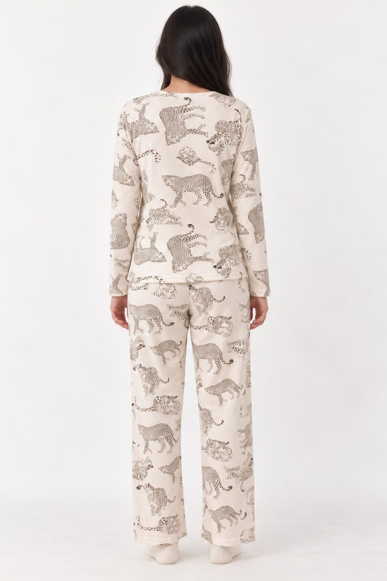 Desenli Pijama Takımı 4