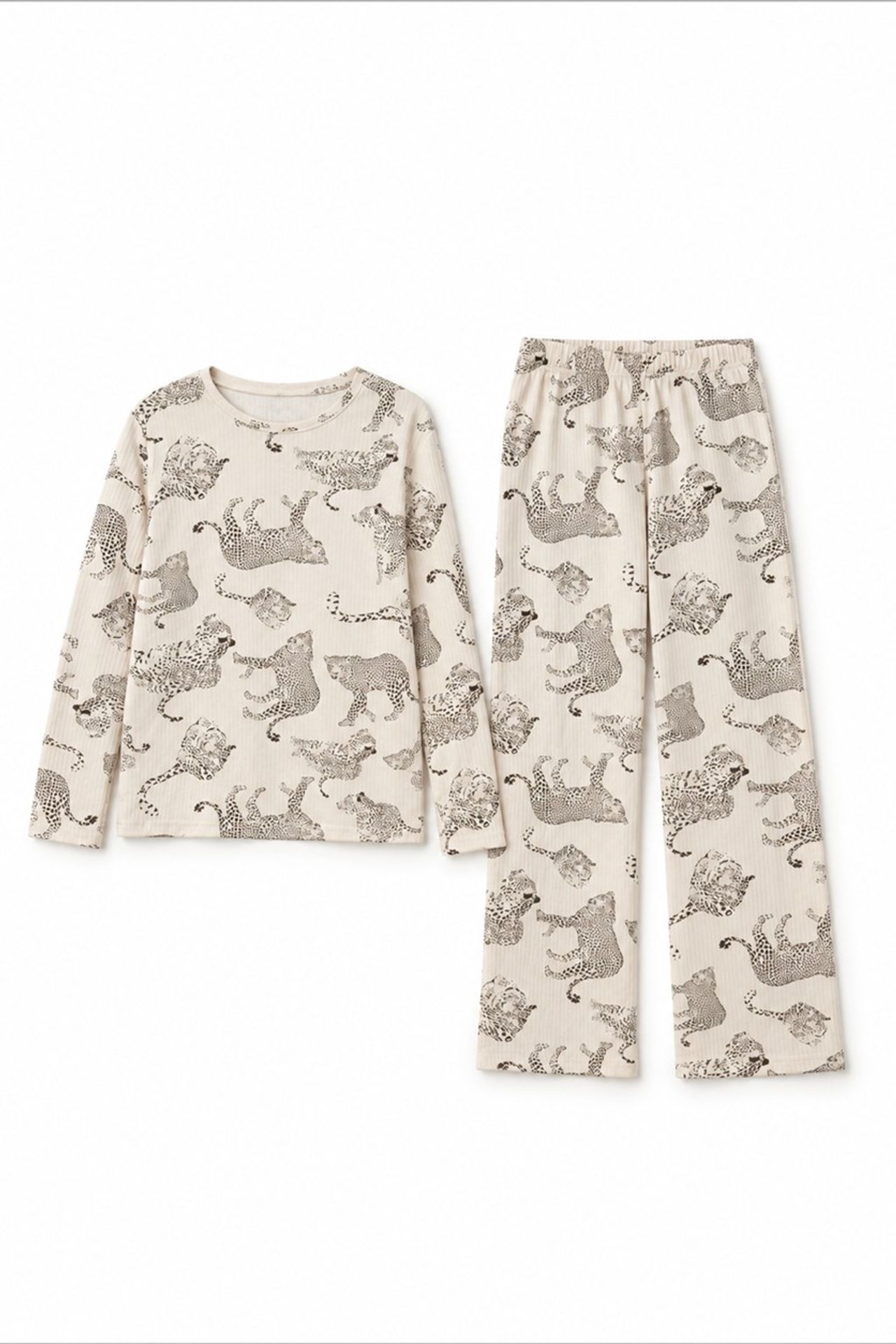 Desenli Pijama Takımı 5