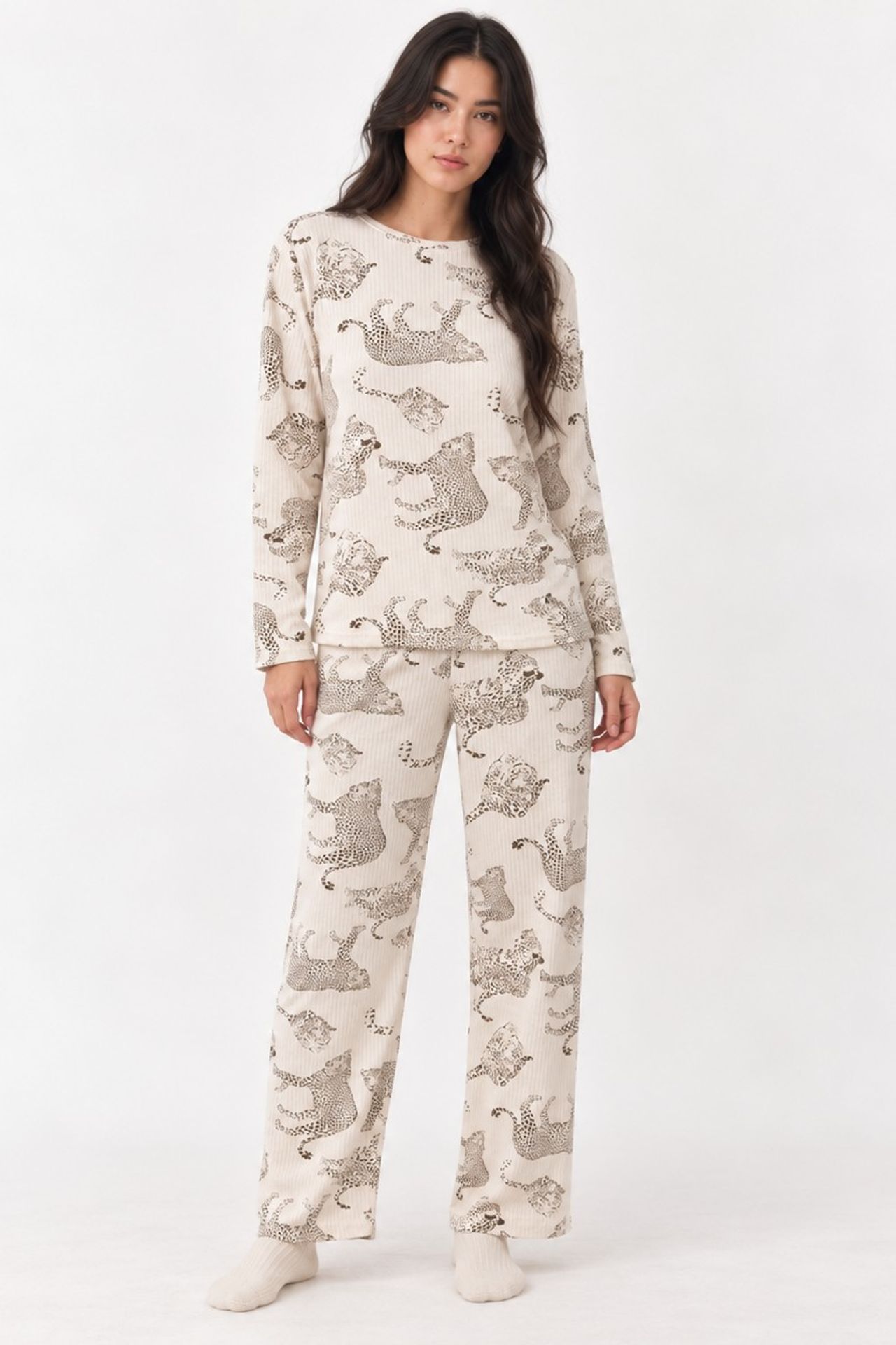Desenli Pijama Takımı 2