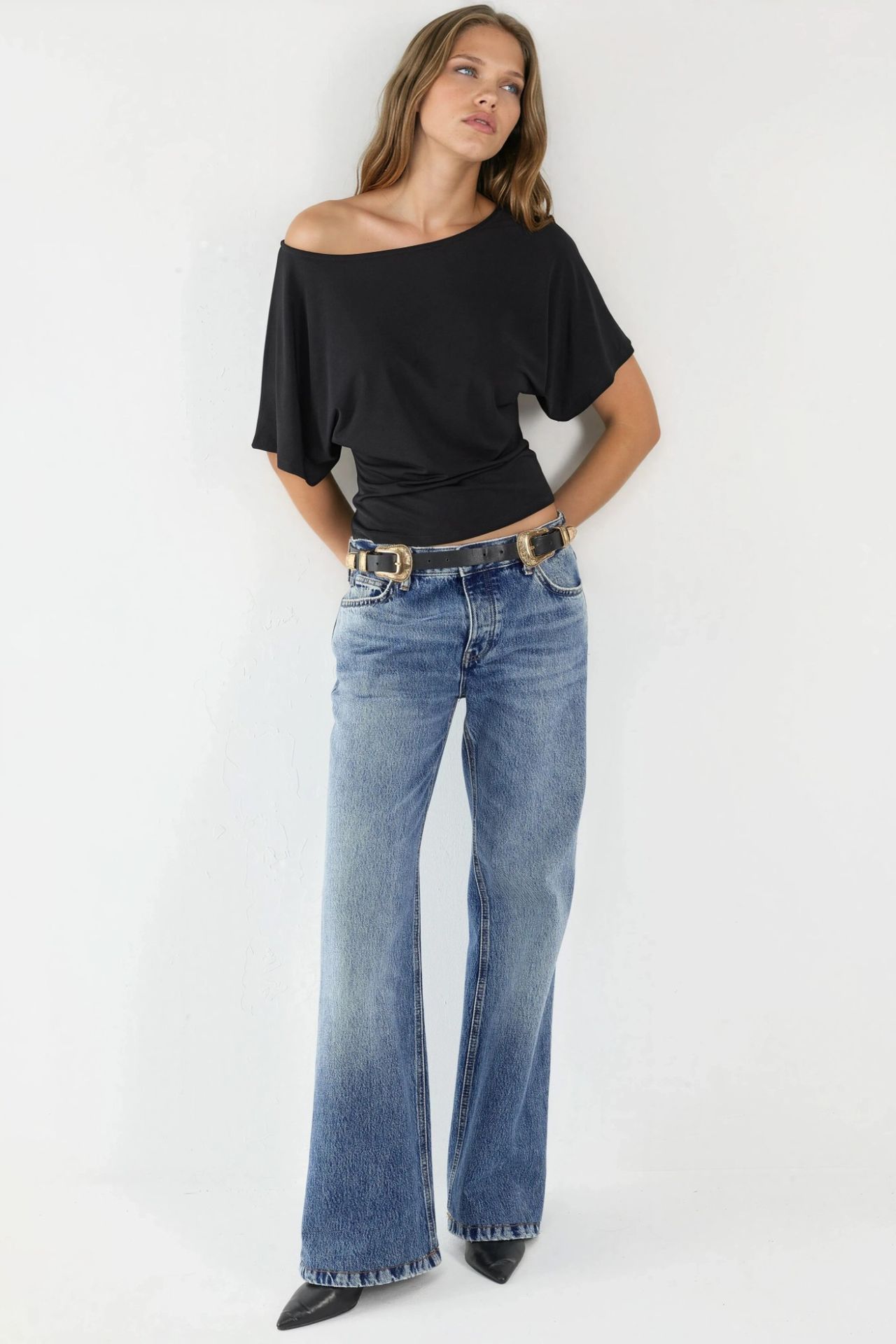 Loose Fit Boat Neck T-Shirt 5