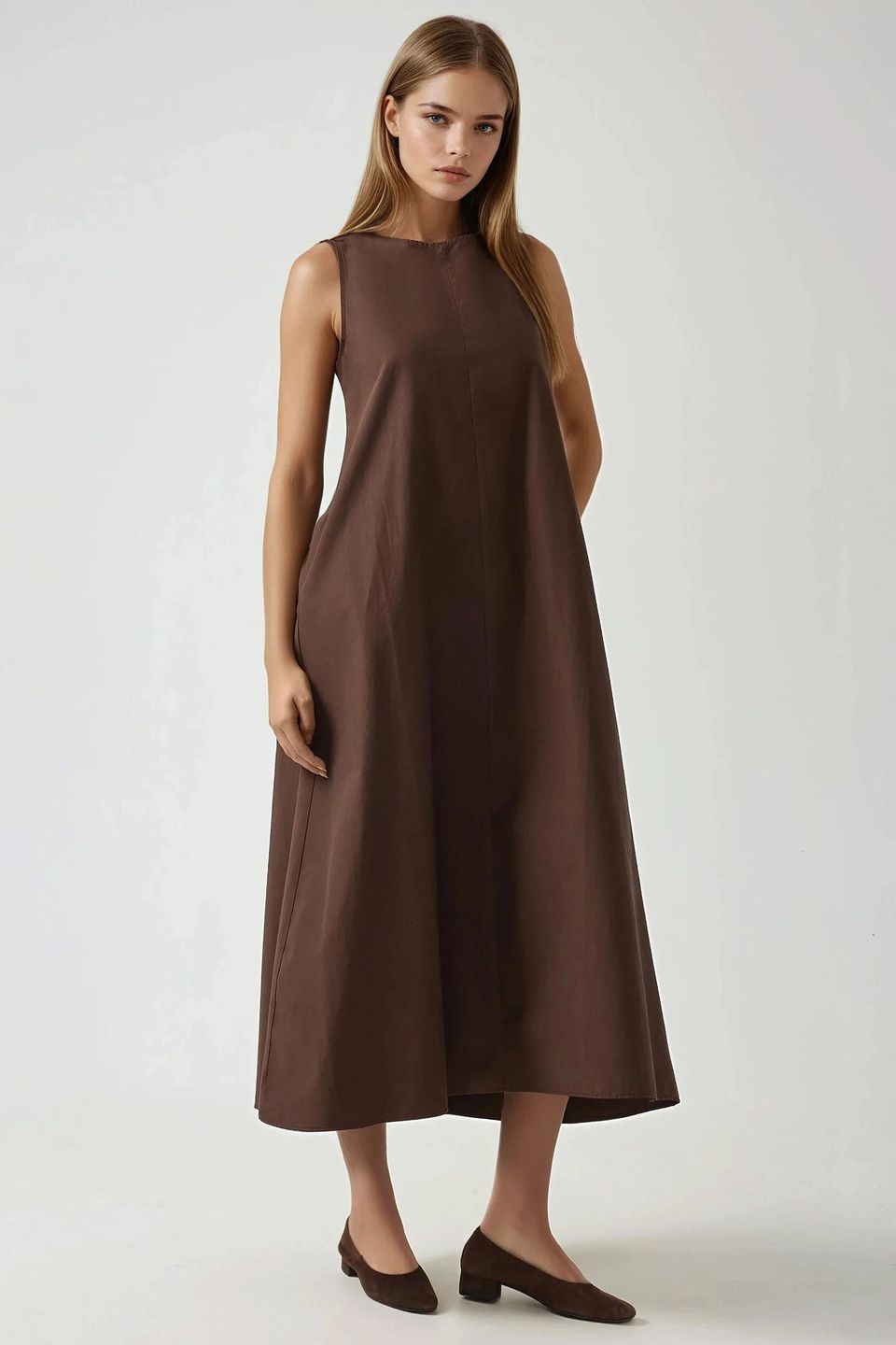 Crew Neck Sleeveless A-Form Maxi Dress