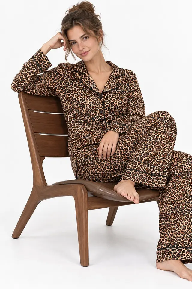 Leopar Desenli Pijama Takımı