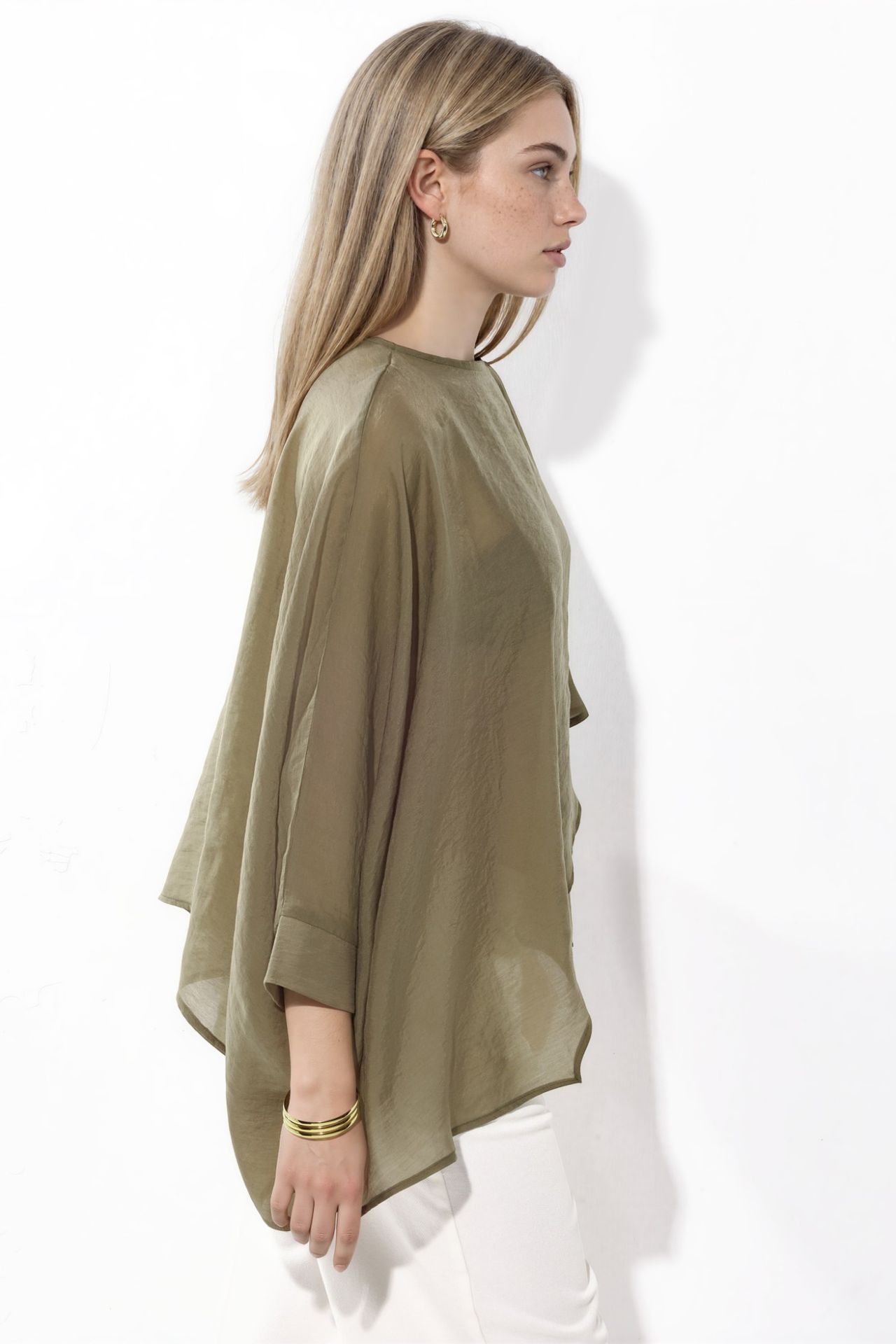 Oversized Lightweight Flowy Woven Blouse 3