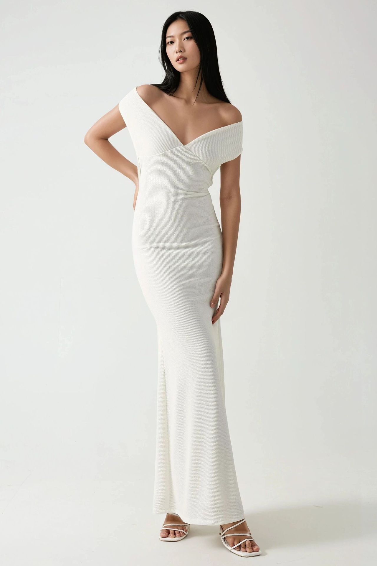 Maxi Dress with Heart Collar 1