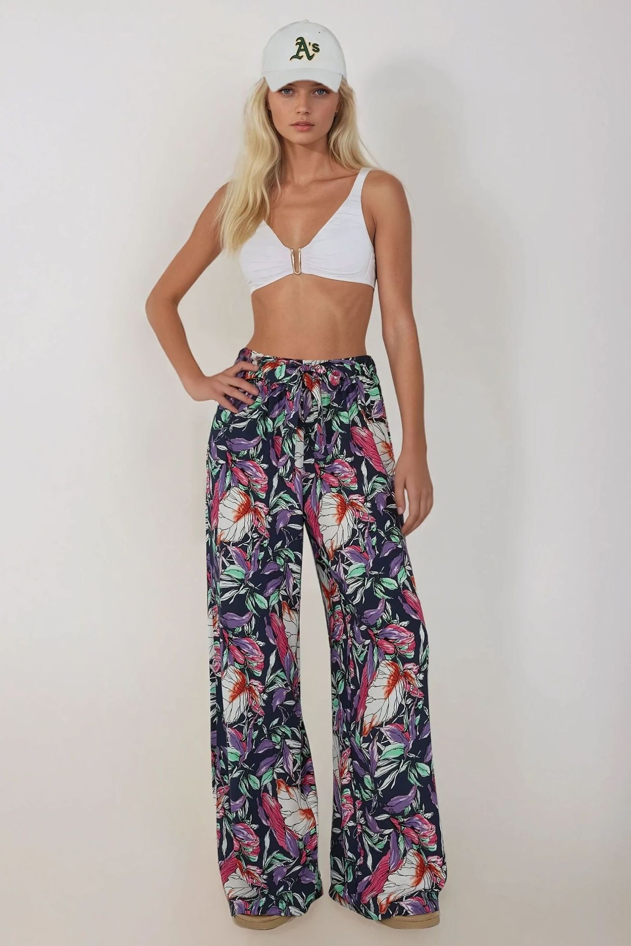 Wide Leg Elastic Waist Printed Pants