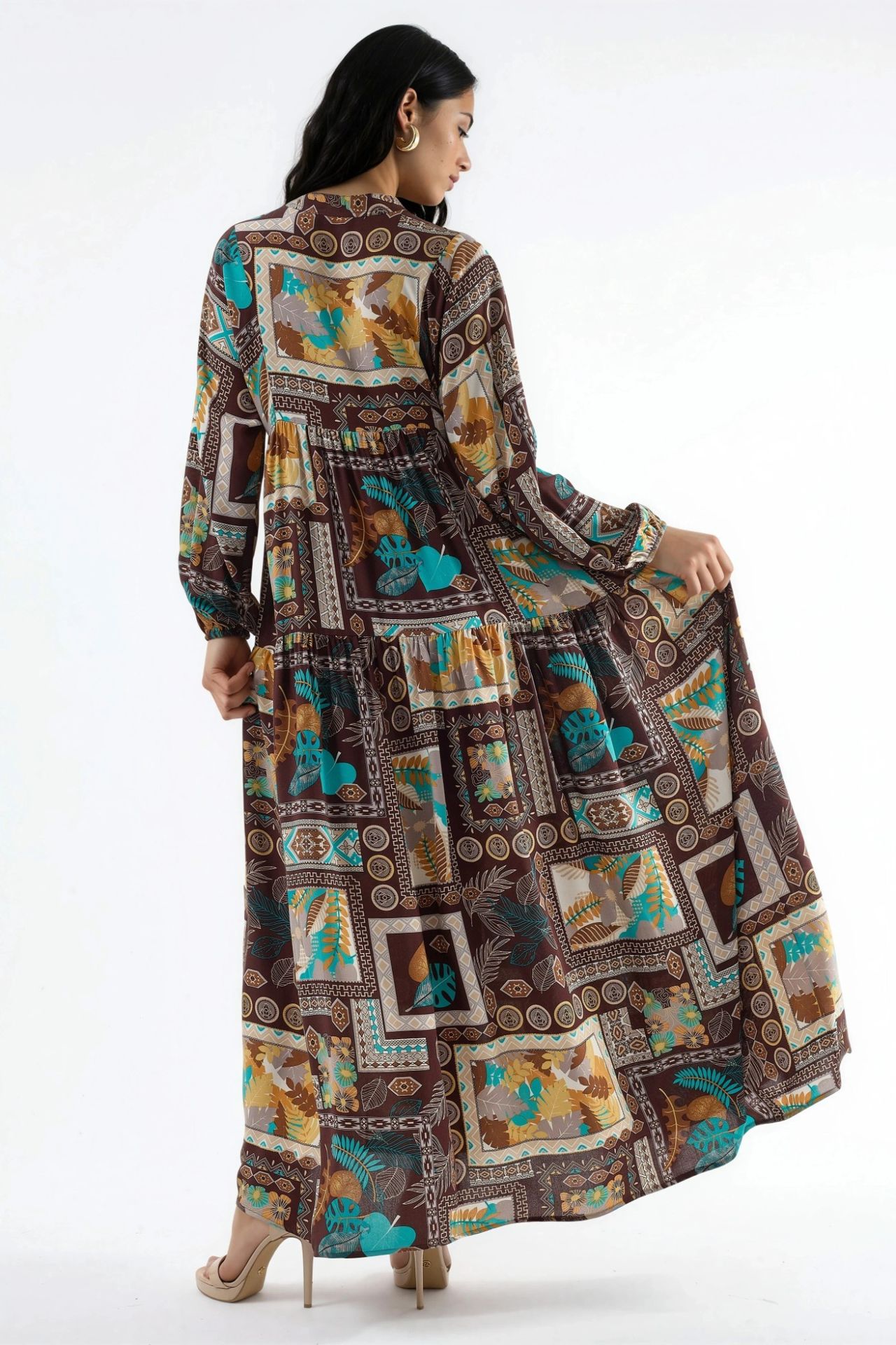 V-Neck Patterned Maxi Dress 3