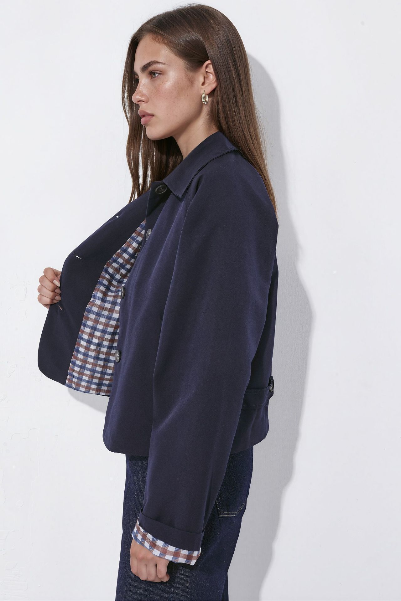 Buttoned Jacket with Plaid Lining 2