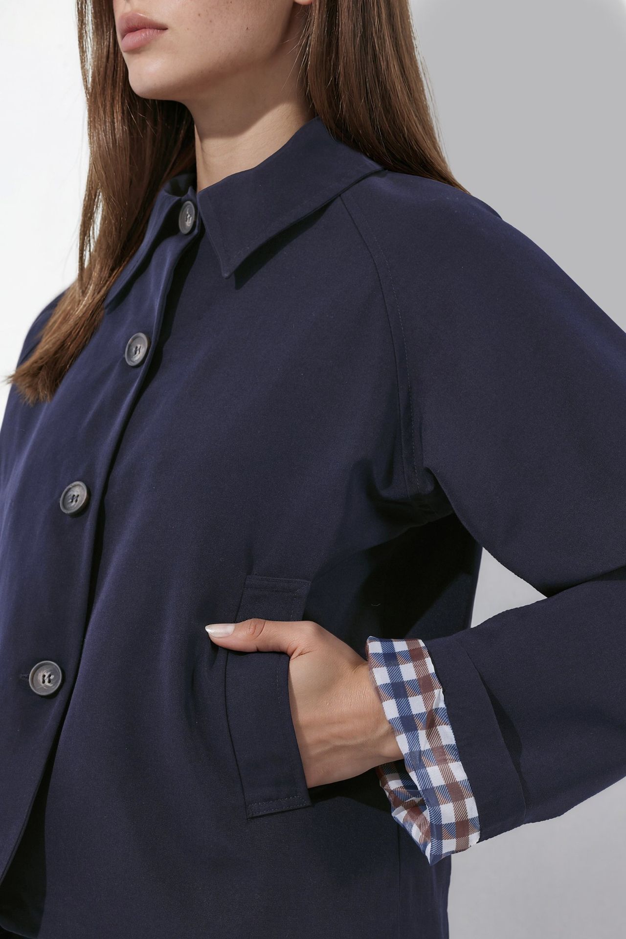 Buttoned Jacket with Plaid Lining 6