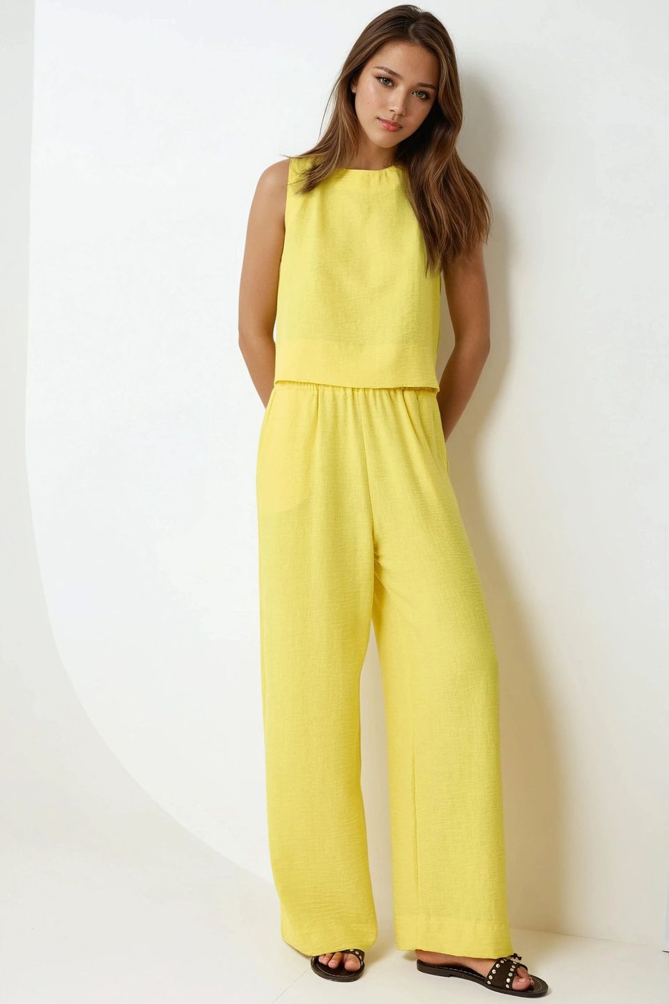 Linen Feel Blouse & Elastic Waist Pants Two-Piece Coord Set
