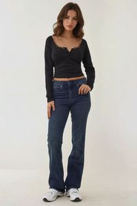 black-image-3