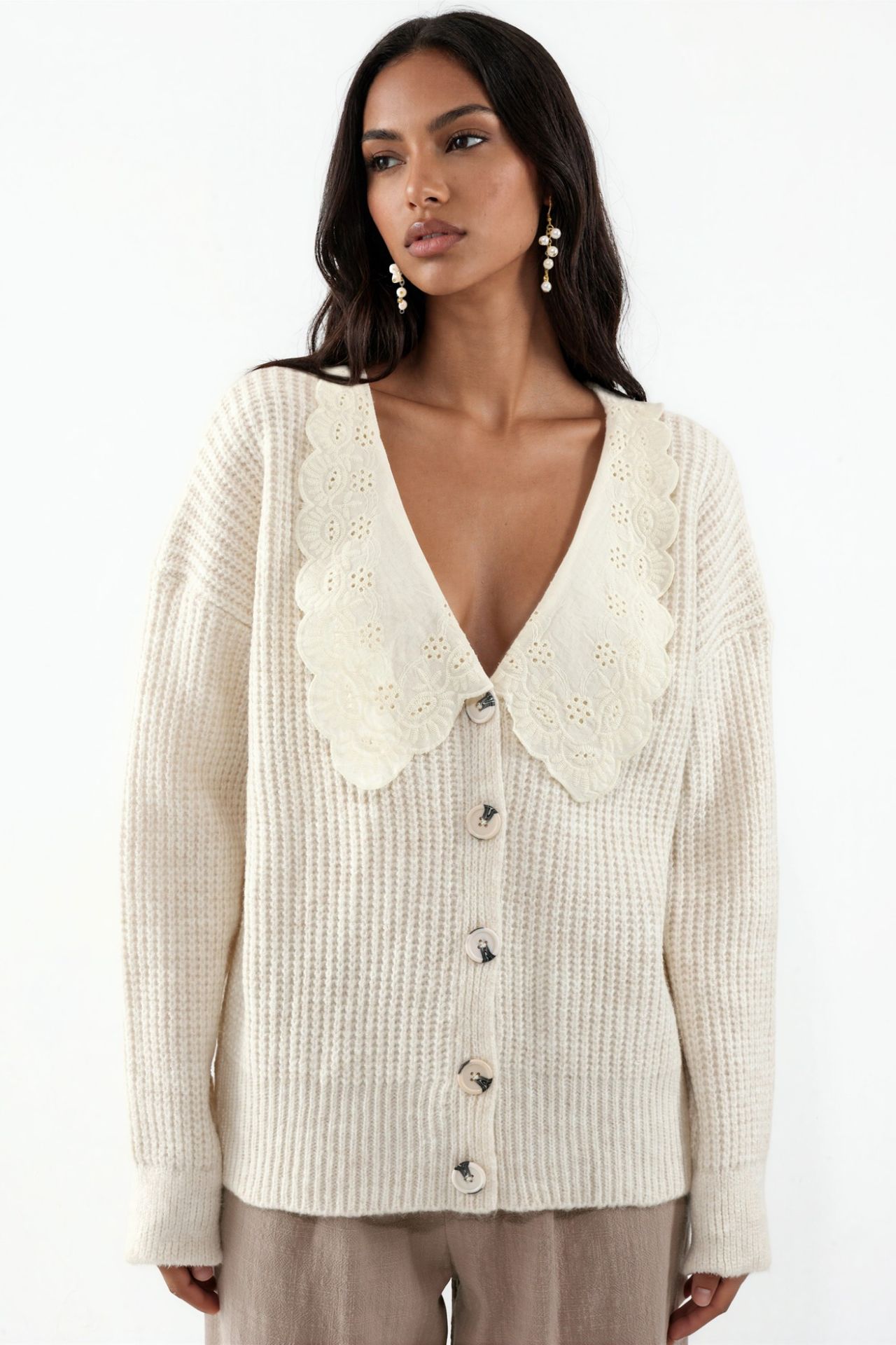 Buttoned Knit Cardigan with Collar Detail 6