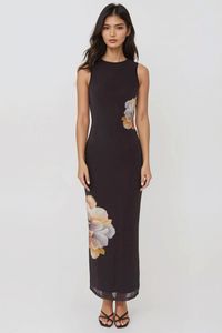 black-image-2