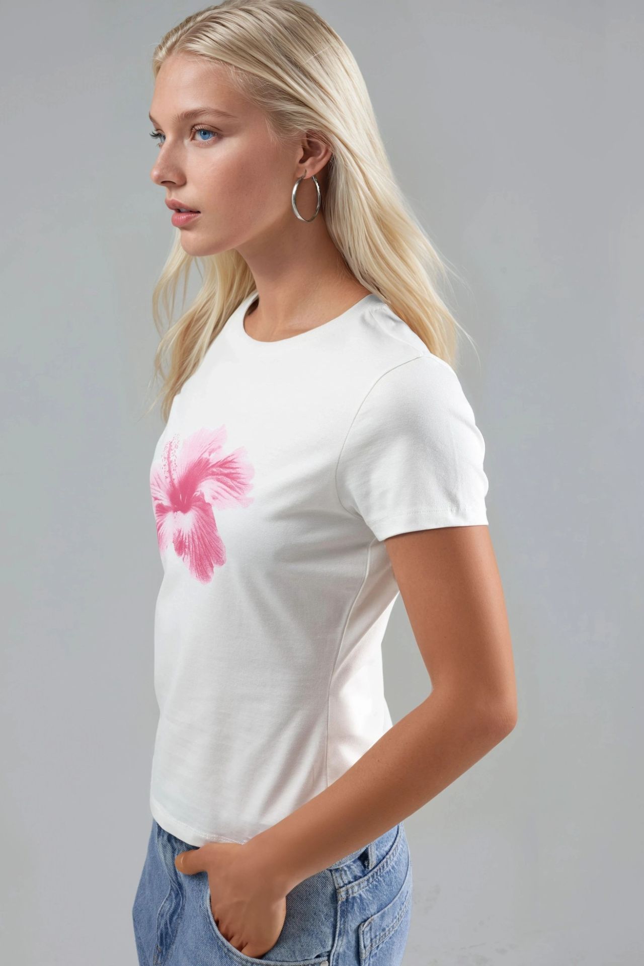 Patterned Fitted T-Shirt 4