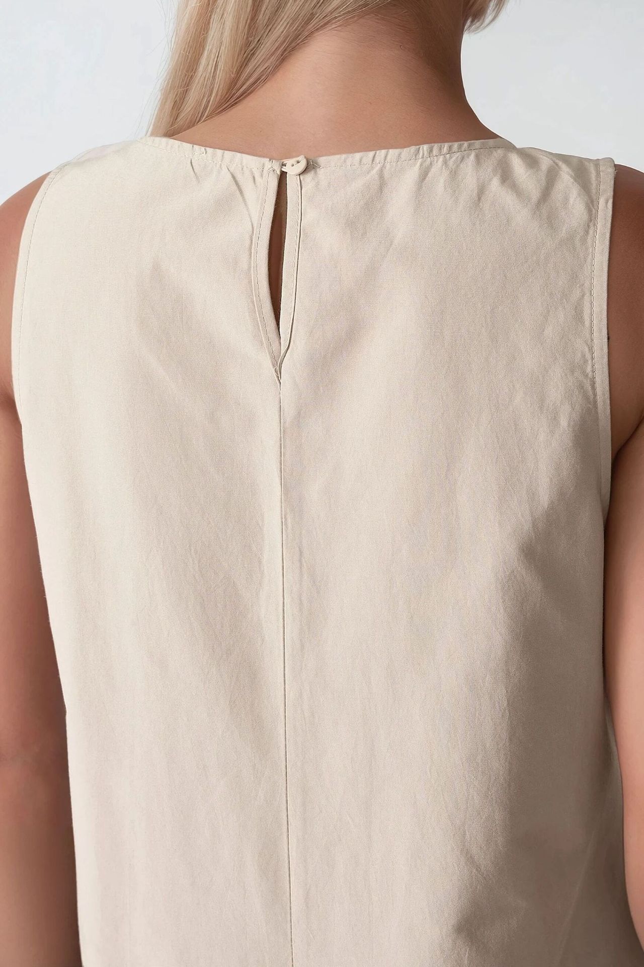 Crew Neck Sleeveless A-Form Maxi Dress