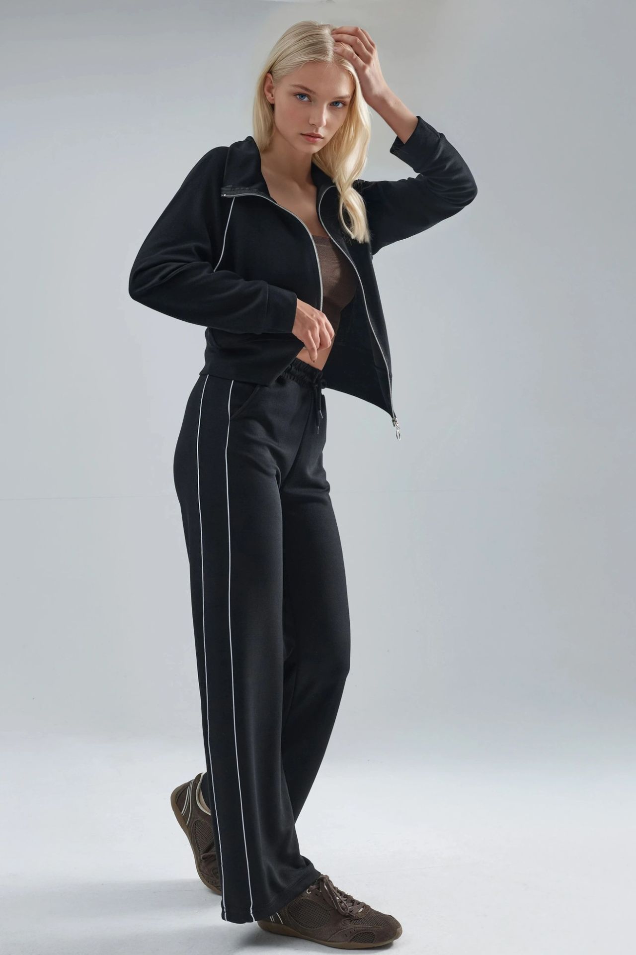 Modal Touch Zippered Sweatshirt & Pants Two-Piece Set Bersan Collection 4