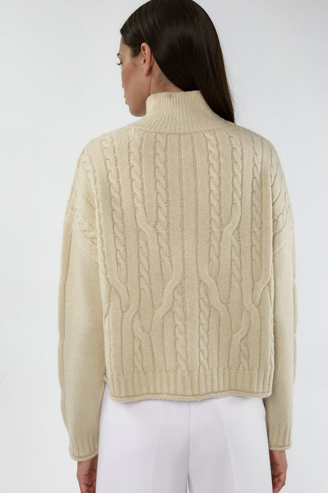 Crop Soft Touch Zip-Up Cable Knit Cardigan 4