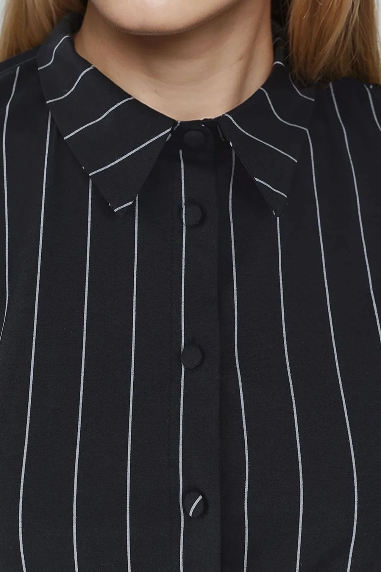 Fitted Striped Button-Up Shirt 3