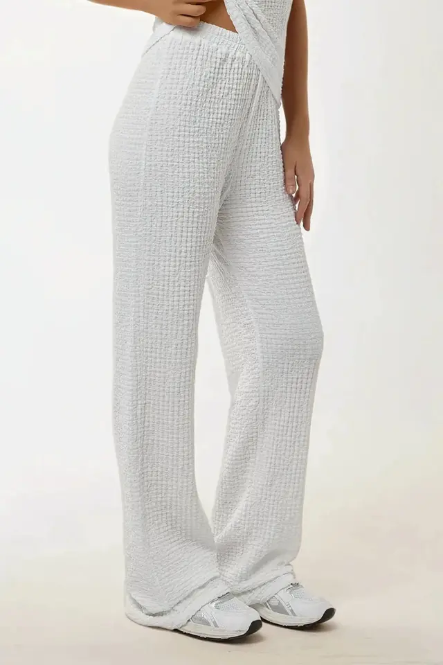 Relaxed Fit Wide Leg Textured Knit Pants