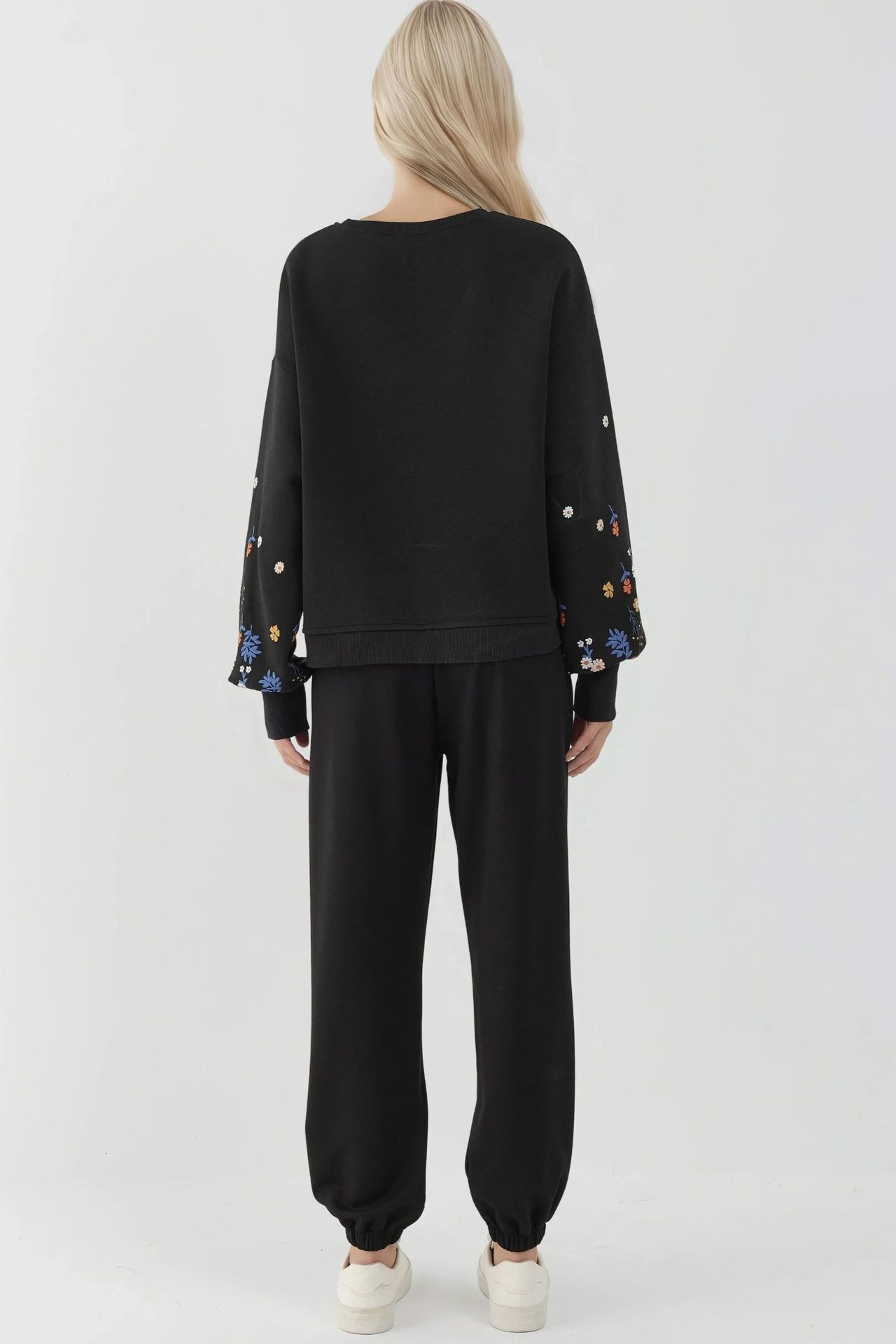 Printed Long Sleeve Crew Neck Sweatshirt 4