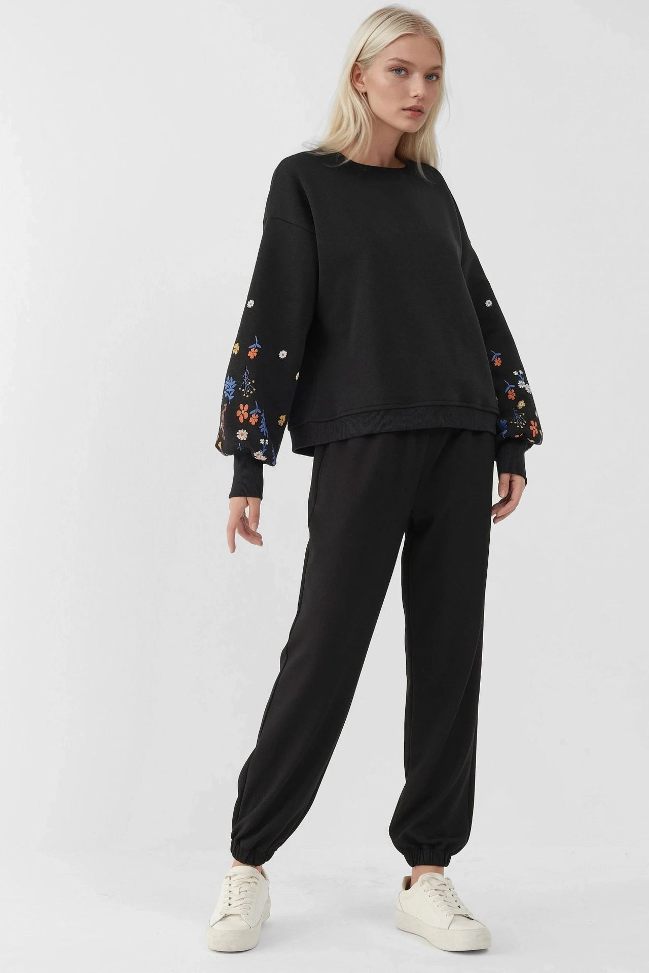 Printed Long Sleeve Crew Neck Sweatshirt 6