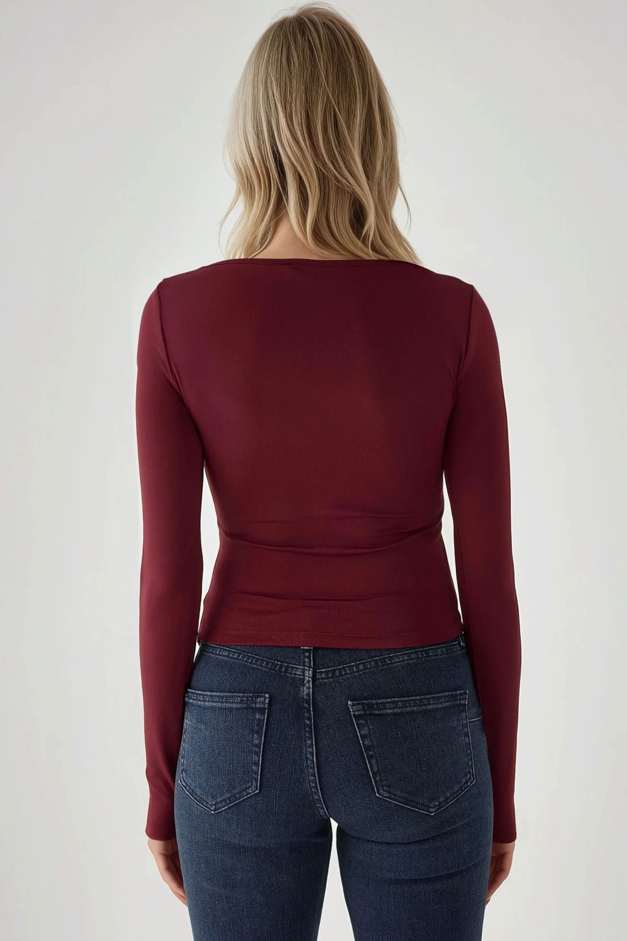 Slim Fit V-Neck Long Sleeve Top