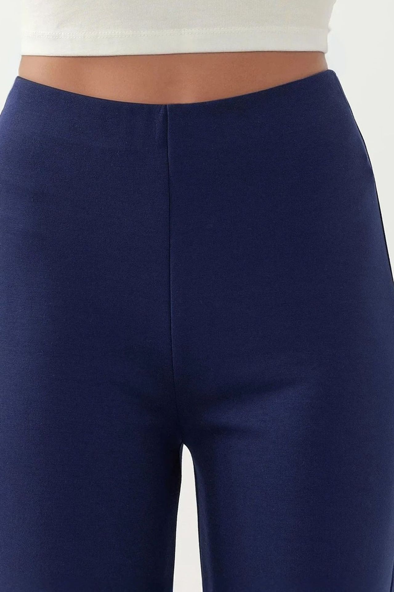 Relaxed Fit Modal Touch Straight Leg Sweatpants 4