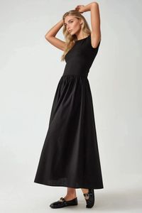 black-image-4