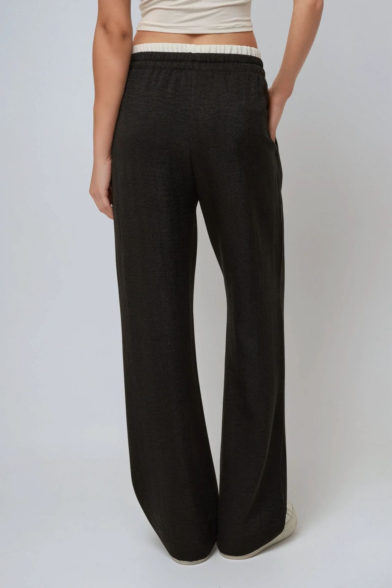 Wide Leg Elastic Waist Pants