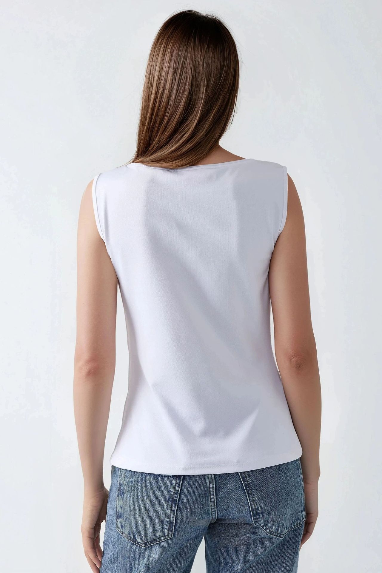 Slim Fit Crew Neck Knitted Waistcoat