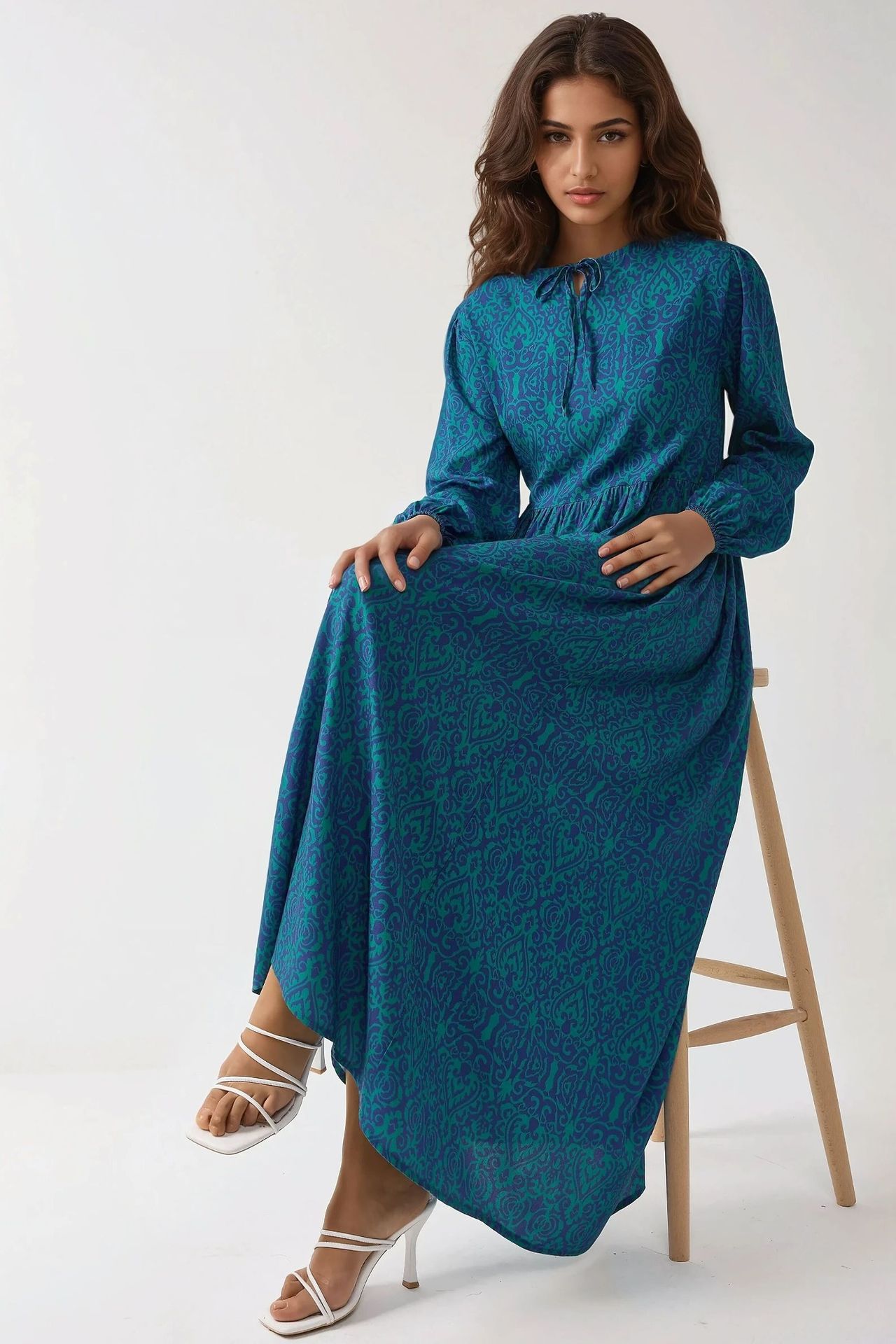Printed A-Form Maxi Dress with Crew Neck