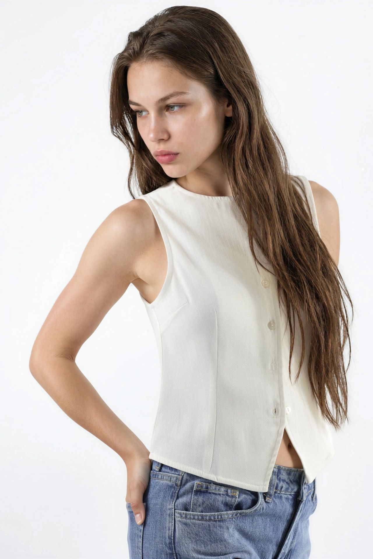 Buttoned Sleeveless Top 2