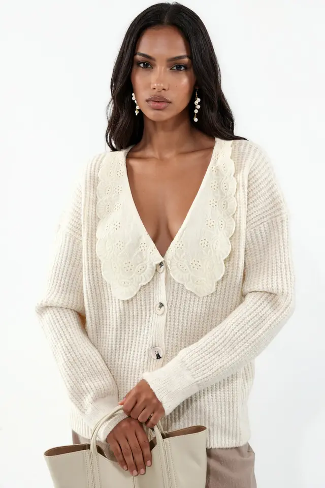 Buttoned Knit Cardigan with Collar Detail