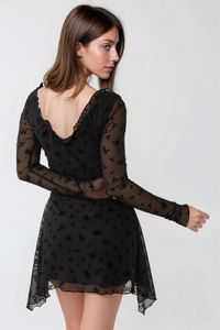 black-image-5