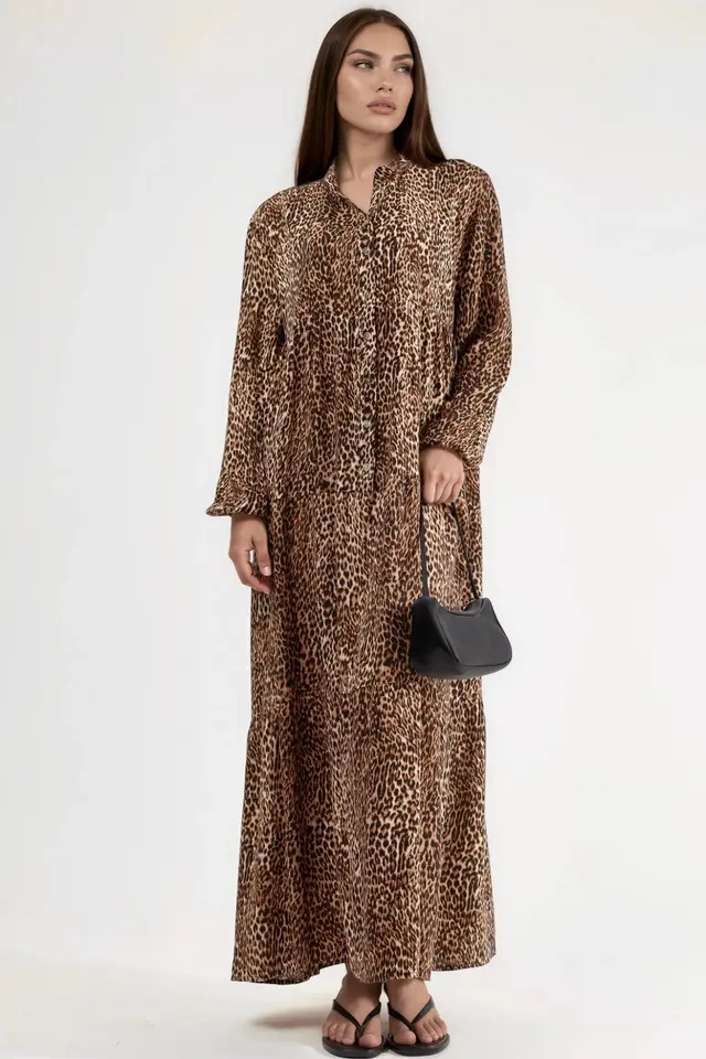 Comfort Fit Leopard Print Maxi Dress