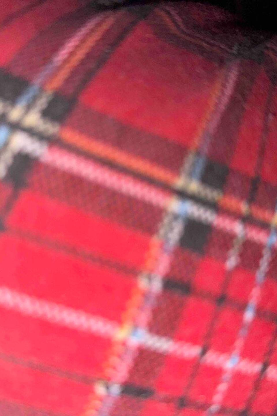 B**** G